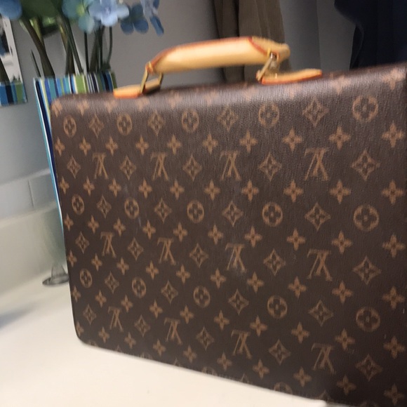 LOUIS VUITTON Monogram Briefcase - Picture 2 of 5